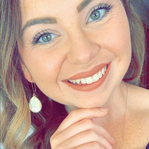 Meet your Posher, Clare